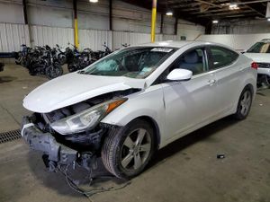 Hyundai Elantra 1.8L 4 2013