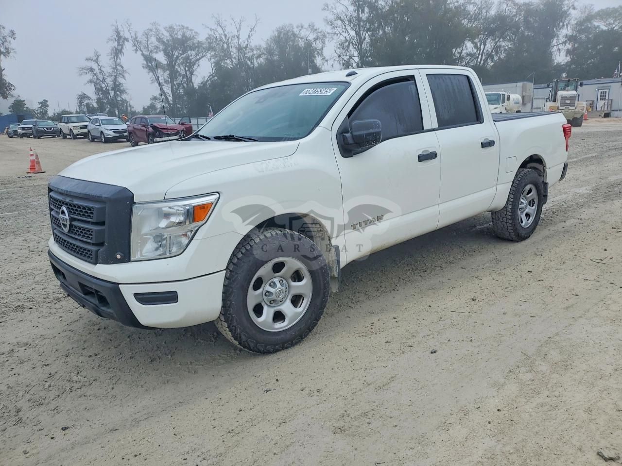 Nissan Titan 5.6L 8 2021
