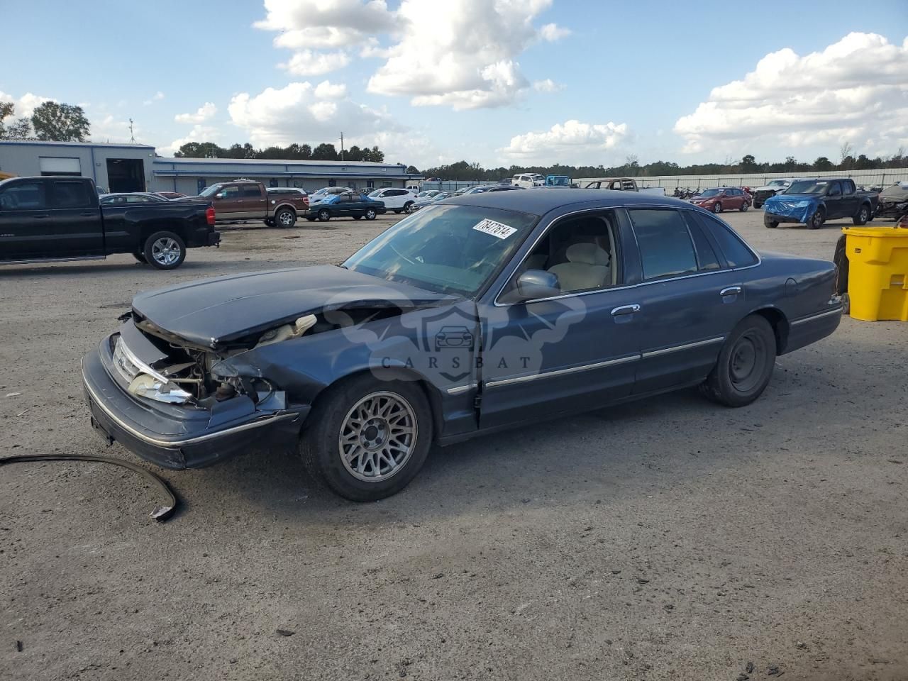 Ford Crown 4.6L 8 1997
