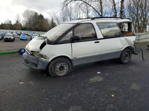 Toyota Previa 2.4L 4 1995