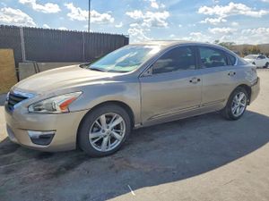 Nissan Altima 2.5L 4 2015