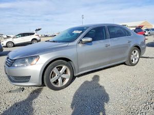 Volkswagen Passat 1.8L 4 2014
