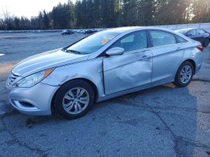 Hyundai Sonata GLS 2.4L 4 2013