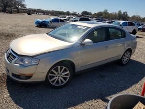 Volkswagen Passat 2.0L 4 2010