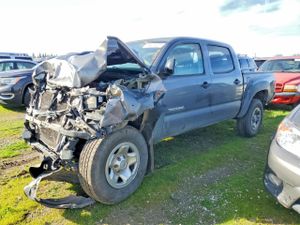 Toyota Tacoma 2.7L 4 2015