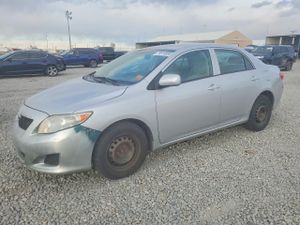 Toyota Corolla BASE 1.8L 4 2010