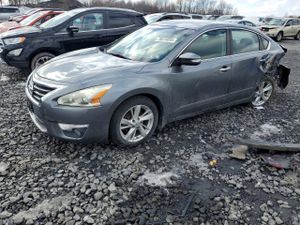 Nissan Altima 2.5L 4 2015