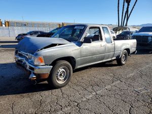 Toyota Hilux 2.4L 4 1995