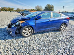 Hyundai Elantra 1.8L 4 2013