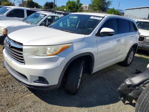 Toyota Highlander 2.7L 4 2015