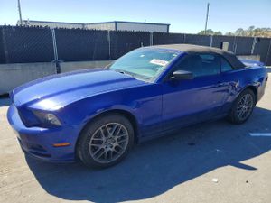 Ford Mustang 3.7L 6 2013
