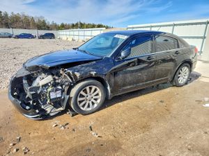 Chrysler 200 2.4L 4 2013