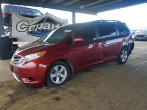 Toyota Sienna 3.5L 6 2011