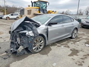 Chrysler 200 2.4L 4 2015
