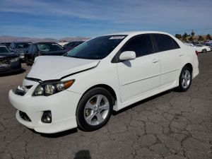 Toyota Corolla 1.8L 4 2013