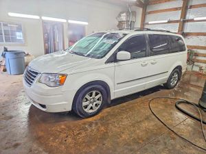 Chrysler Town & Country 3.8L 6 2010