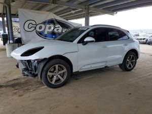 Porsche Macan 2.0L 4 2021