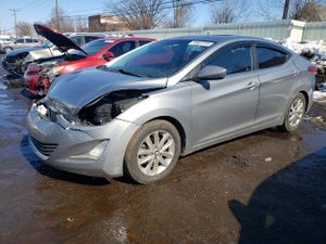 Hyundai Elantra 1.8L 4 2015