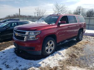 Chevrolet Suburban 5.3L 8 2015