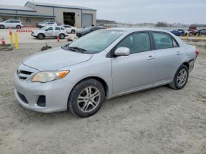Toyota Corolla 1.8L 4 2011