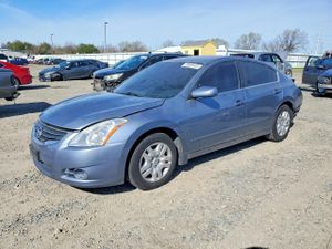 Nissan Altima 2.5L 4 2012