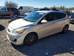 Hyundai Accent 1.6L 4 2013