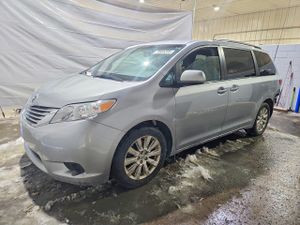 Toyota Sienna 3.5L 6 2015