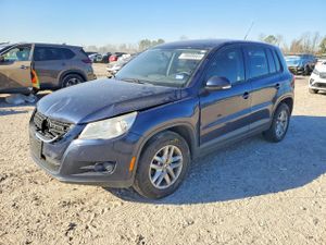Volkswagen Tiguan 2.0L 4 2011