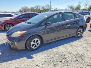 Toyota Prius 1.8L 4 2015