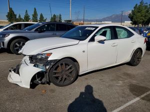 Lexus IS 2.5L 6 2015