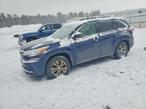 Toyota Highlander 3.5L 6 2015