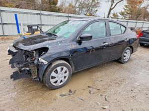 Nissan Versa 1.6L 4 2015