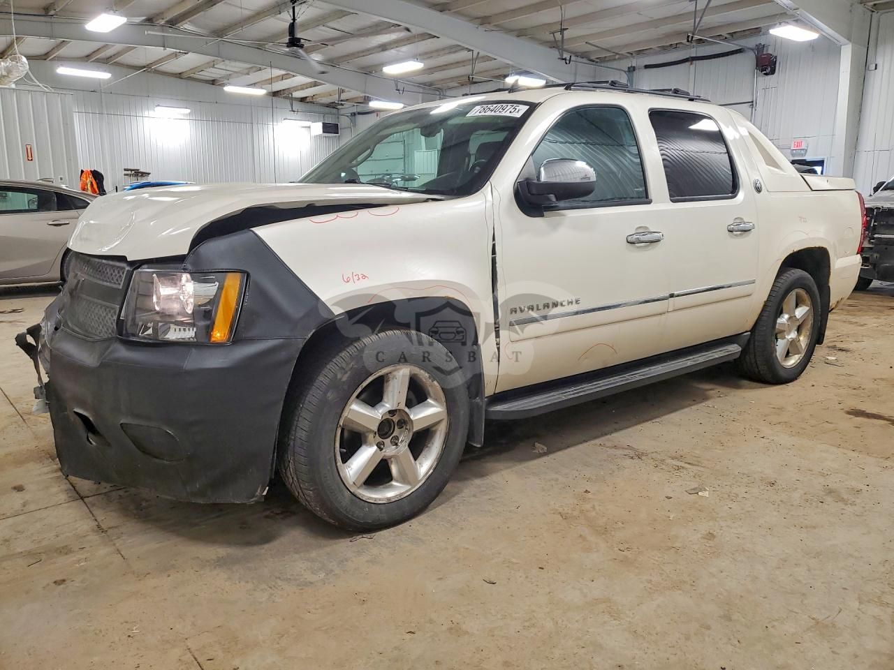 Chevrolet Avalanche 5.3L 8 2013