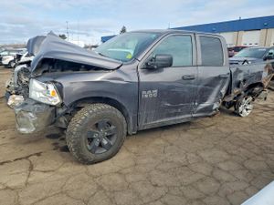 RAM 1500 5.7L 8 2015