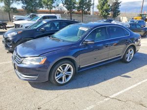Volkswagen Passat 2.0L 4 2014