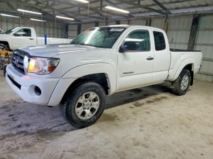 Toyota Tacoma 2.7L 4 2010