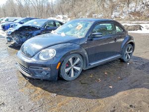 Volkswagen Beetle 2.0L 4 2014