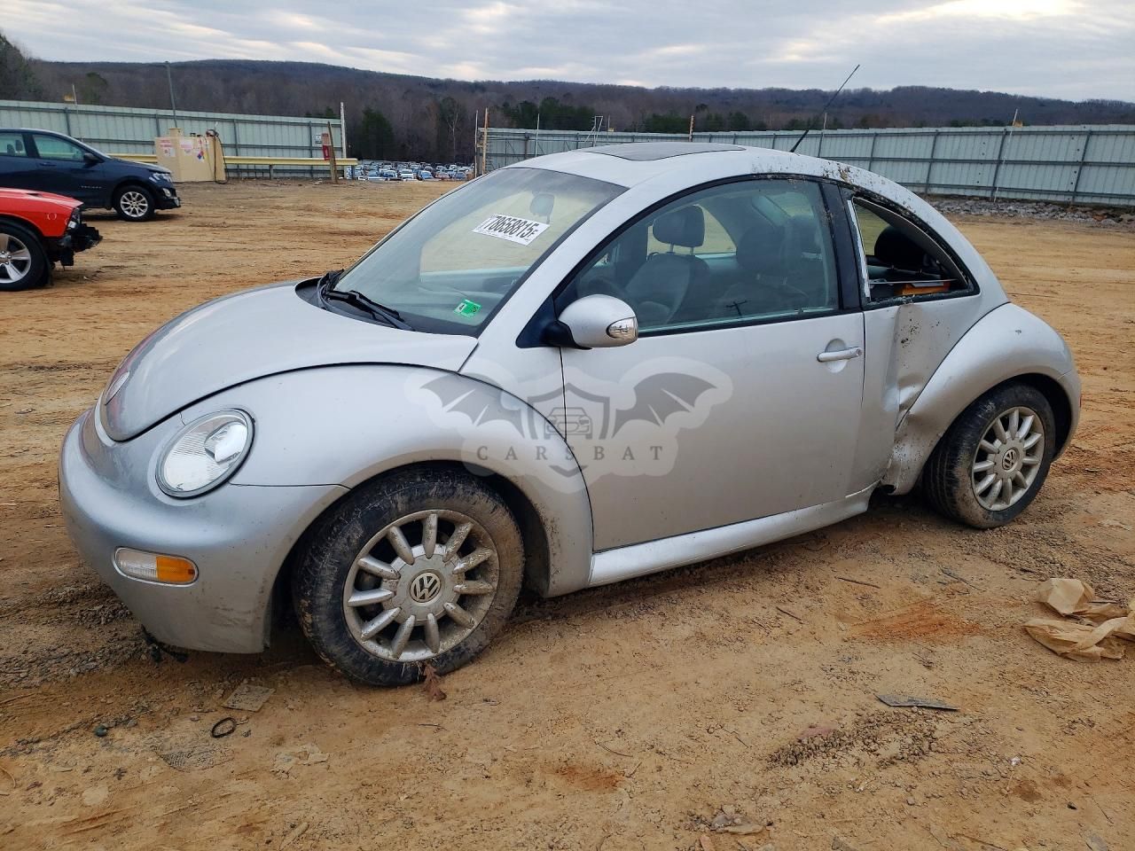 Volkswagen Beetle 2.0L 4 2005