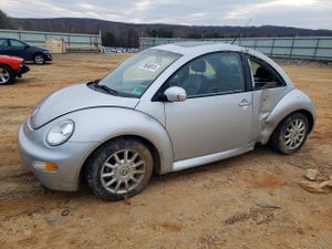 Volkswagen Beetle 2.0L 4 2005