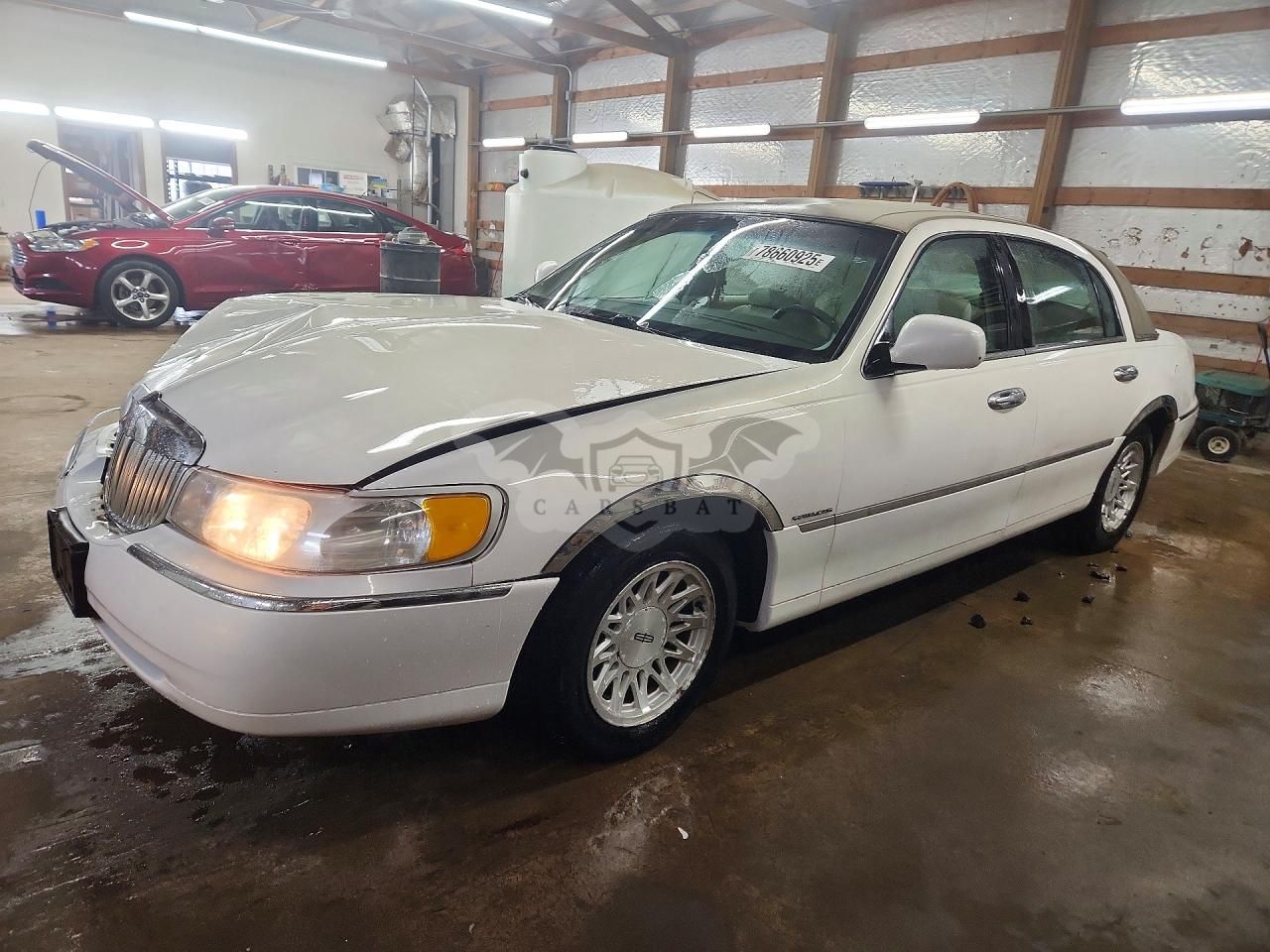 Lincoln Town Car 4.6L 8 1999