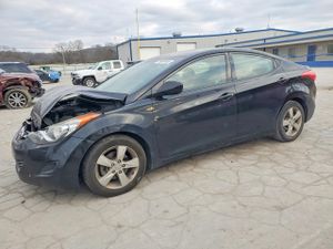 Hyundai Elantra 1.8L 4 2013