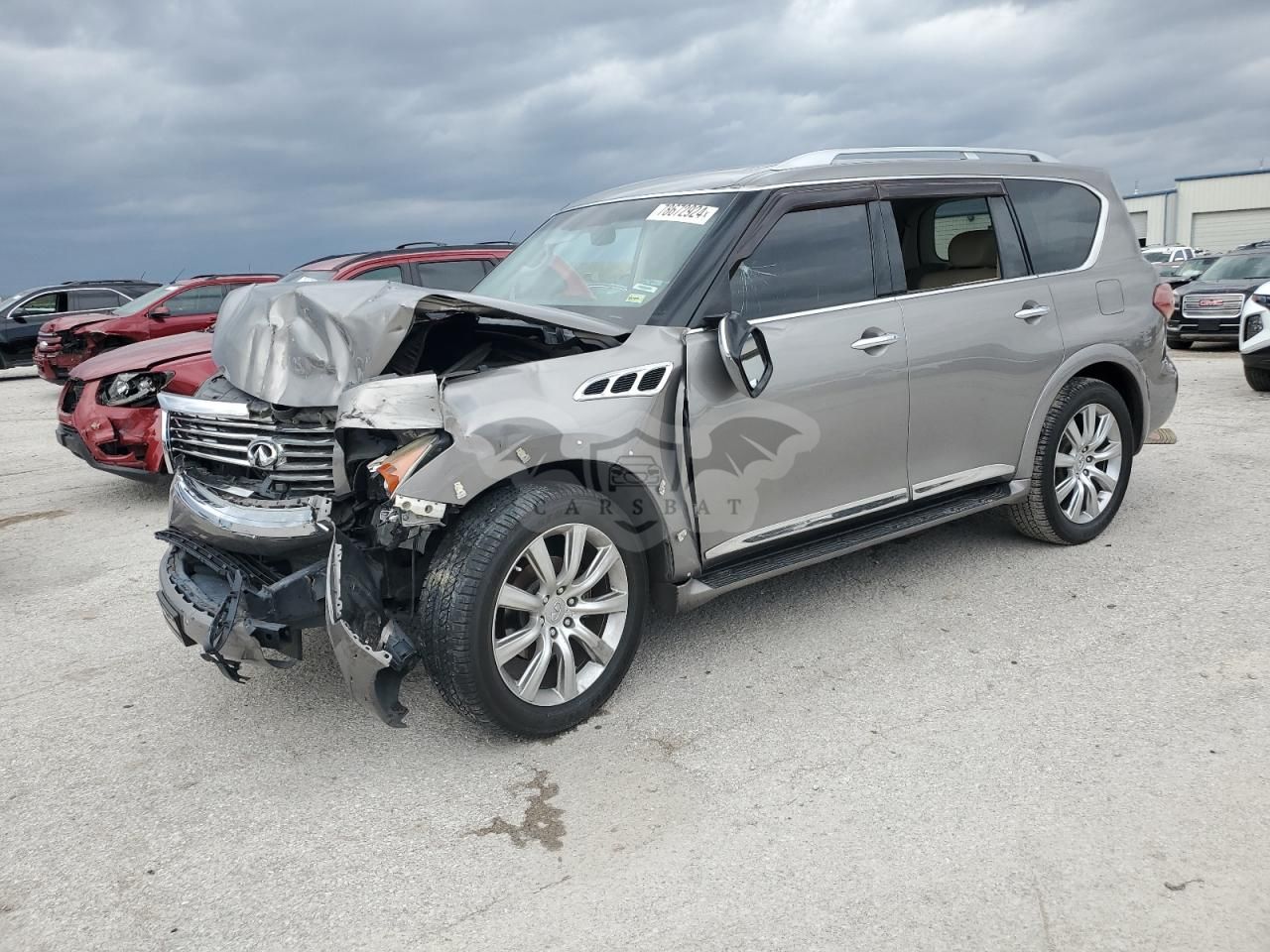 Infiniti QX56 5.6L 8 2011