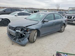 Volkswagen Jetta 2.0L 4 2013