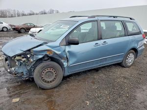Toyota Sienna 3.3L 6 2005