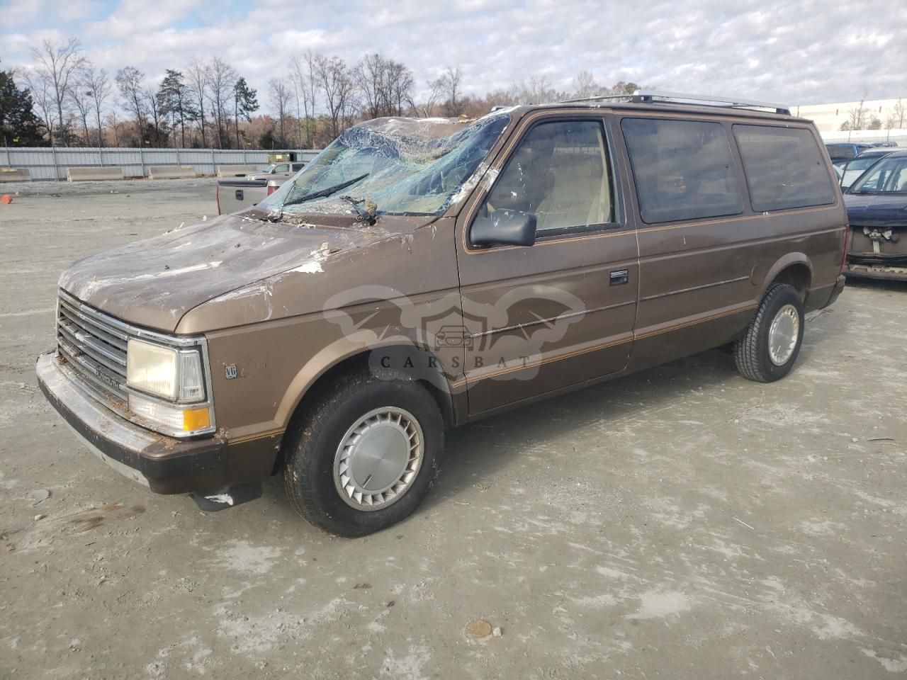 Plymouth Voyager SE 3.0L 6 1989
