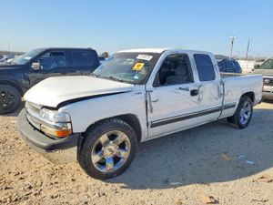 Chevrolet Silverado 1500 6.0L 8 2001