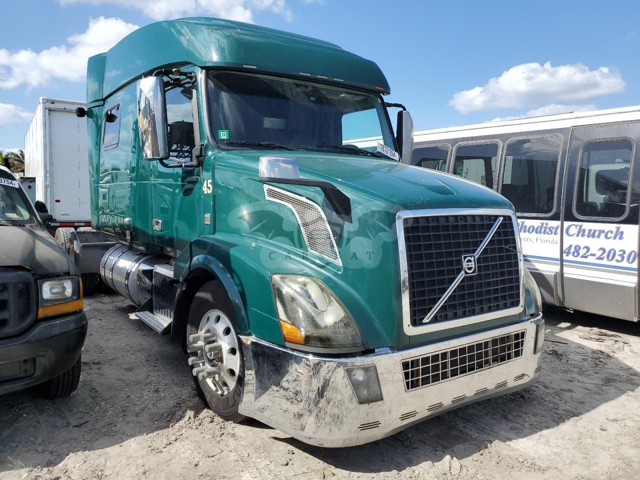 Volvo VN VNL 12.8L 6 2015