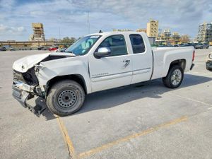 Chevrolet Silverado 1500 5.3L 8 2011