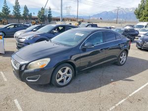 Volvo S60 2.4L 5 2012