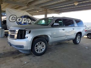 Chevrolet Suburban 5.3L 8 2015